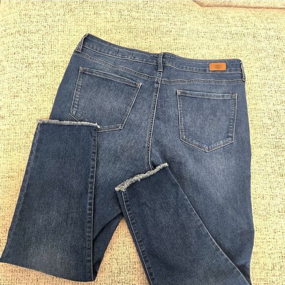 Sofia by Sofia Vergara Blue Ankle Cropped Jeans - Picture 3 of 7